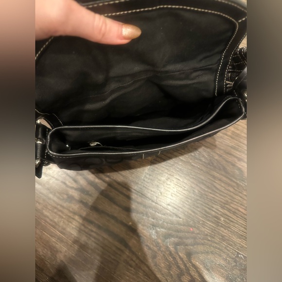 Black Coach Purse Shoulder Bag - Picture 6 of 12